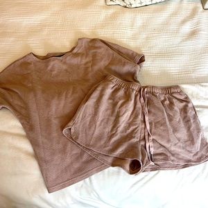 STILL AVAILABLE - Pajama/lounge set size M